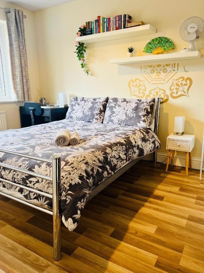 Reading West Homestay Ngoại thất bức ảnh