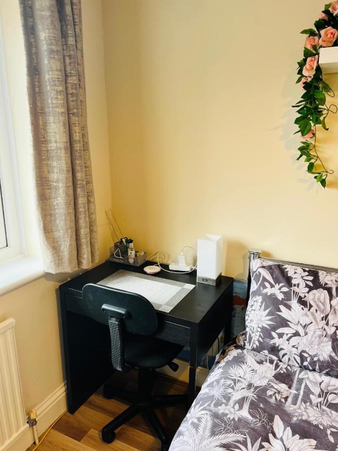 Reading West Homestay Ngoại thất bức ảnh